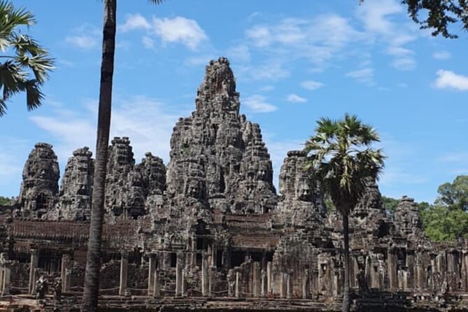 Full Day Angkor Wat Temples Tour with Pickup - Timing, heat, and how to plan your day