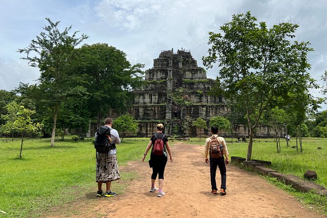 Full Day Banteay Srei Beng Mealea and Koh Ker Small Group Tour - Banteay Srei: Finest Sandstone Carvings, Up Close