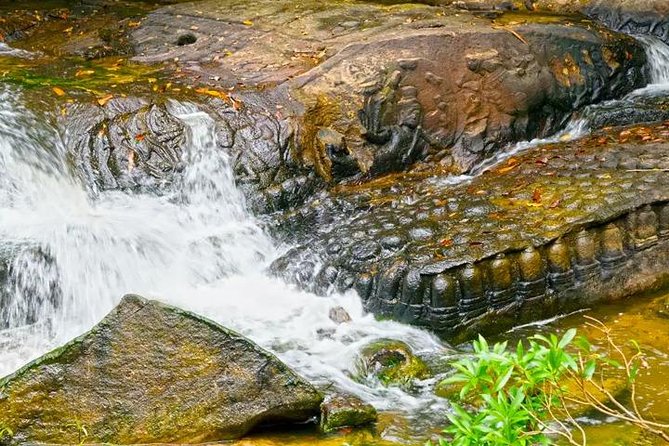 Full-Day Kulen Waterfall & 1000 Lingas Join-in Tour - Reclining Buddha at the Top: The Famous Finish