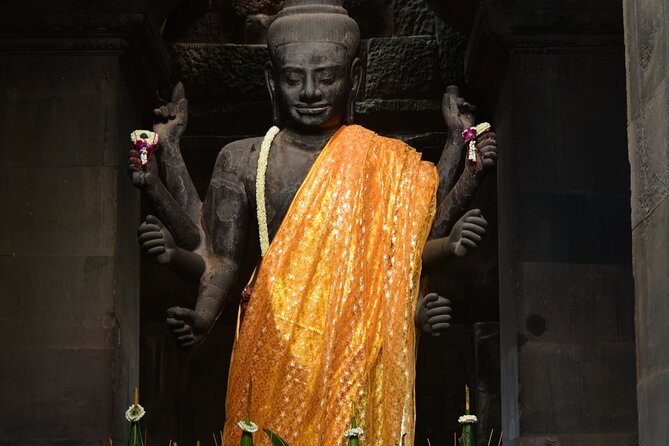 Full-Day Private Tour of Angkor Wat with Pick Up - Stop 3: Banteay Srei and the art of carved sandstone