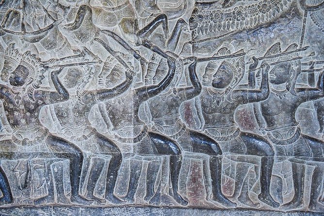Full-Day Temples of Angkor Small Group Tour - Angkor Wat: Bas-Reliefs, Apsaras, and the Stair Workout