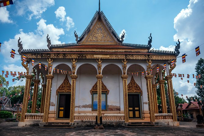 Highlights & Hidden Gems With Locals: Best of Siem Reap Private Tour - Stop 4: Angkor National Museum (A Quick Context Stop, Not a Full Visit)