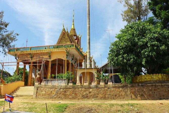 Kampong Phluk Floating Village & Sunset Lake Canoe Tour - Who should book this tour—and who might skip it
