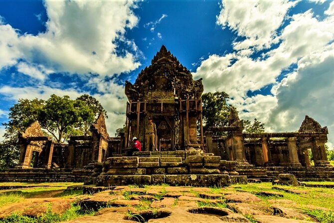Koh Ker & Beng Mealea Temple Full-Day Private Tour from Siem Reap - Prasat Pram: A Smaller Temple Stop With Clear Survivors
