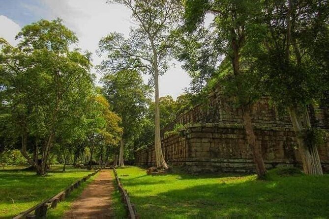 Koh Ker Pyramid Temple & Beng Mealea Jungle Temple - Stop 2: Beng Mealea Jungle Ruins (The Wander-Through Temple)