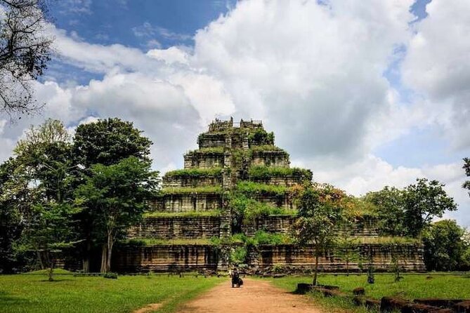 Koh Ker Temple Group & Beng Mealea Full-Day Join-in Tour - Guides make the difference: what you can learn (and what to ask for)