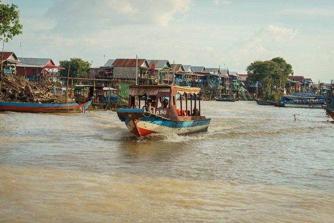 Kompong Khleang Floating Village Half-Day Private Tour - Air-conditioned comfort and cold water: small upgrades, big payoff