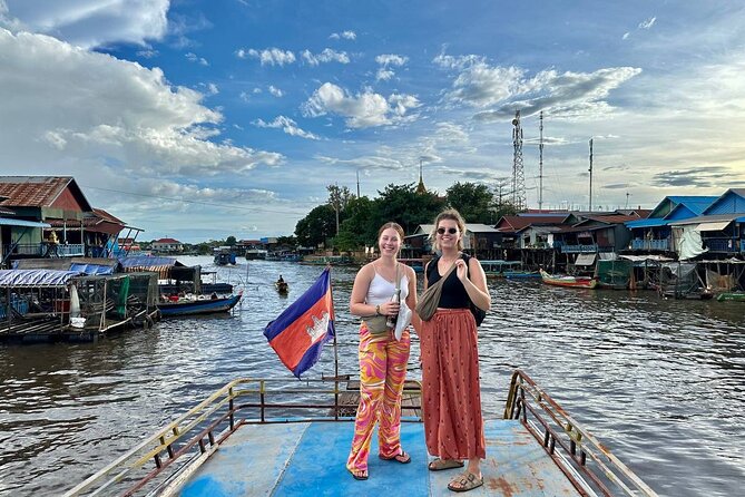Kompong Phluk Floating Village Half-Day Tour ( Morning / Sunset ) - Kompong Phluk on Tonlé Sap: what really changes by season