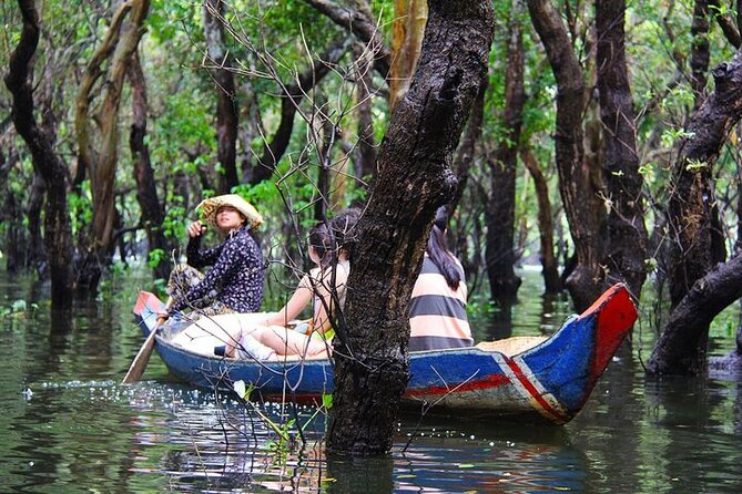 Kompong Phluk Village Tonle Sap Lake Half-Day Tour From Siem Reap - Boat realities on Tonle Sap: the good and the possible rough edges