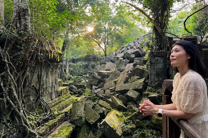 Kulen Mountain Beng Mealea and Banteay Srei Tour from Siem Reap - Phnom Kulen Waterfall picnic: where the day feels like a break