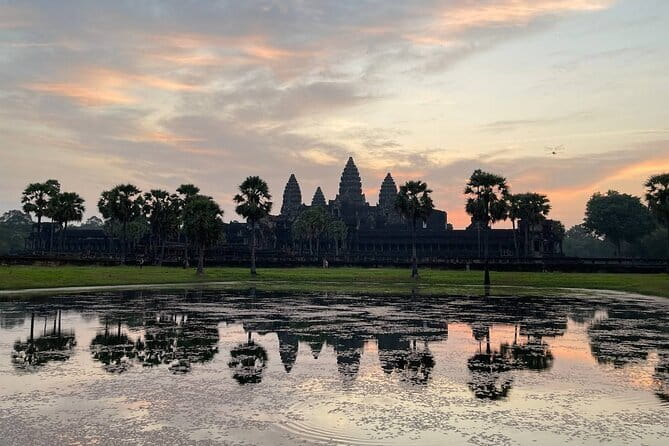 Kulen Mountain Beng Mealea and Tonle Sap Tour in Siem Reap - Poeng Ta Kho (Amazing Cliff) and Kulen’s Summit: Views Plus Rock Carvings