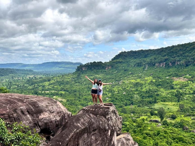 Kulen Mountain Tour with Picnic and Floating Village Sunset - Phnom Kulen: cliff views, reclining Buddha, and the River of 1000 Lingas