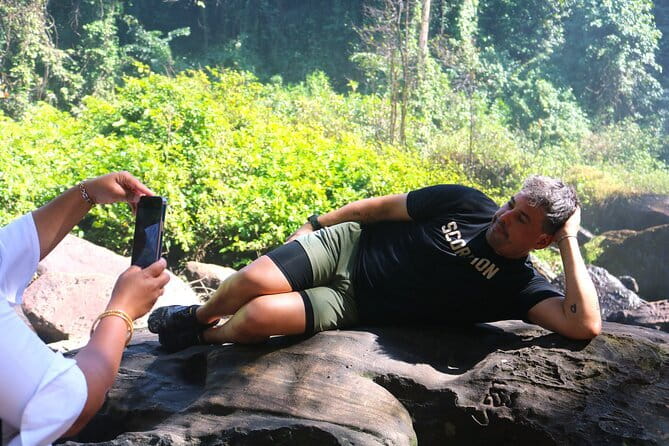 Kulen Mountain Waterfall and Historical Wonders Private Tour - Heading out to Phnom Kulen: what 8 hours feels like