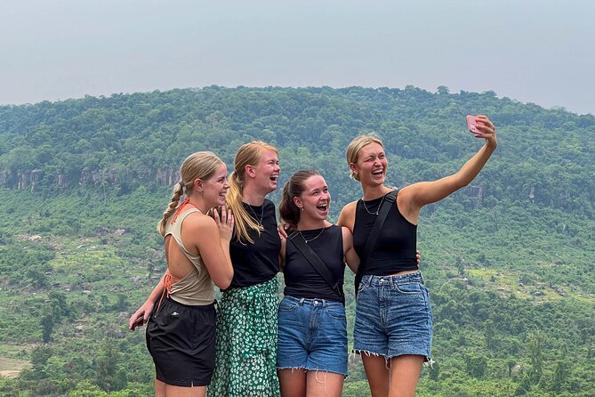 Kulen Mountain Waterfall Tour with Picnic Lunch from Siem Reap - Poeng Ta Kho Cliff Viewpoint: Short Walk, Big Reward