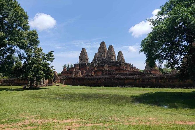 Kulen Mt,Water Fall,Banteay Srei &Sunset Temple - Banteay Srei: the less-visited temple stop with distinctive sandstone