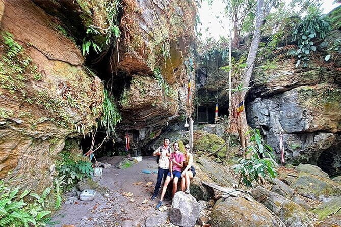 Kulen National Park Ticket -Waterfall & 1000 Lingas - Stop 4: Preah Ang Thom and the Giant Reclining Buddha