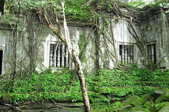 Kulen Waterfall, 1000 Linga River & Beng Mealea Small-Group Tour - Beng Mealea: The Jungle-Overrun Temple That Feels Like a Time Warp