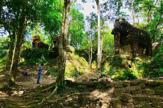 Kulen Waterfall Join-in Tour (local Picnic lunch) - Stop 1 at Phnom Kulen National Park: Viewpoints and a Jungle-Walk Break