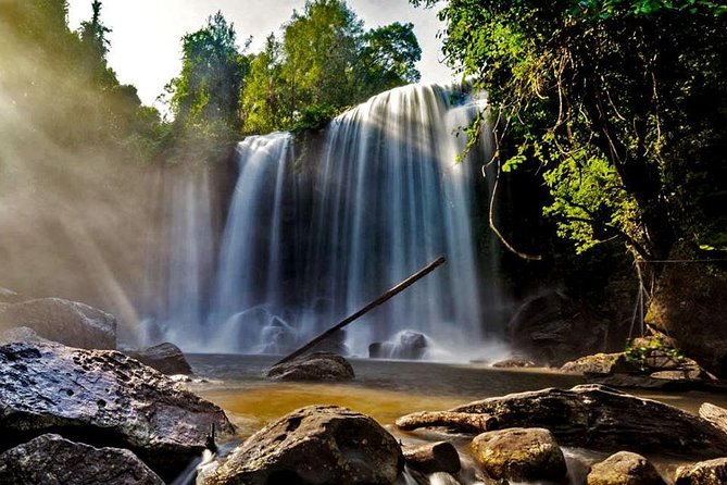 Kulen Waterfall & Kbal Spean Tour - The drive from Siem Reap to Phnom Kulen starts the story