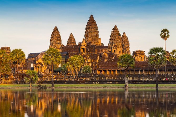 Local French Speaking Guide Angkor Wat Small-Group Tour - French-Speaking Commentary: What You’ll Learn in Plain Language