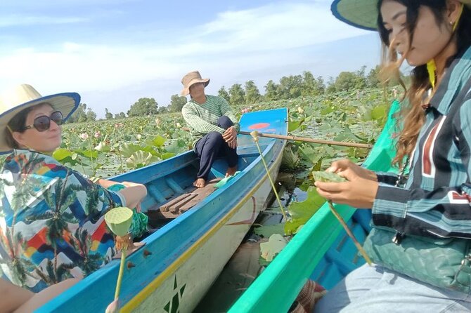 Lotus Silk Farm: Discover Learn and Experiment the Lotus Flower - The six lotus workshops: what you’ll actually do with the plant