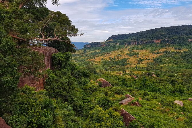 Magical Kulen Mountain by Cambodiajeep - Kulen Waterfall: bring bathers, and plan around the short swim window