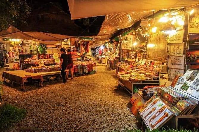 Night Street Tour in Siem Reap - First ride: 6:00 pm pickup and why the timing works
