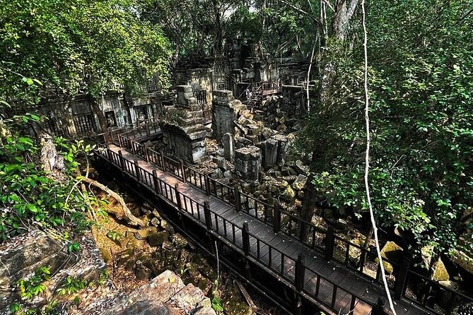 Overland to Beng Melea and Koh Ker Tour - Stop 1: Koh Ker and Prasat Thom’s pyramid impact