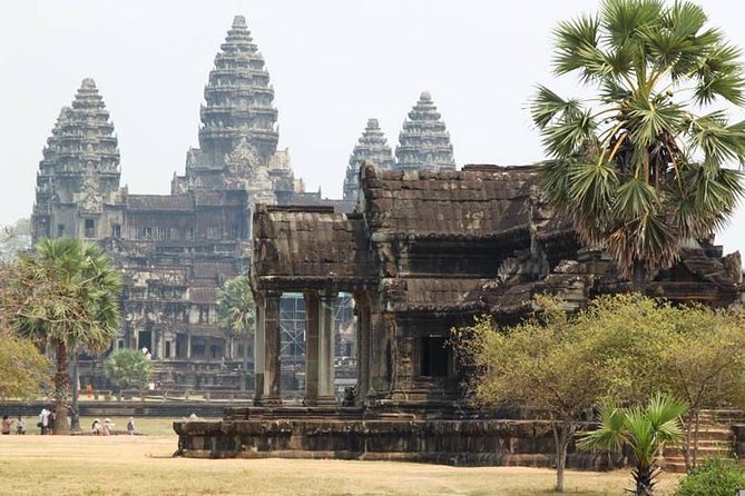 Personalised Angkor Wat Day Tour by an Air-conditioned Car - Why a Private, Air-Conditioned Car Changes Your Angkor Day