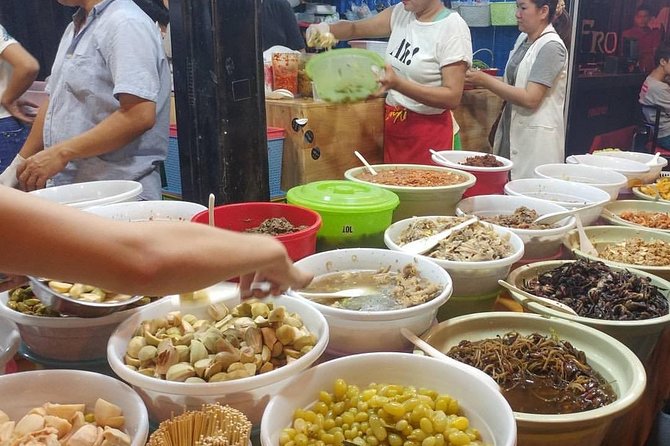 Phnom Penh Nightlife Street Food Tours - Street-food night tour that helps you read Phnom Penh fast