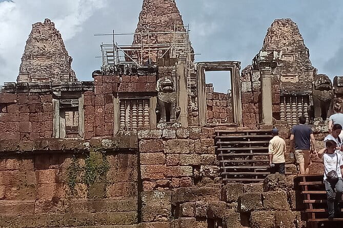 Private 2 Days To Major Angkor Temples From Sunrise To Sunset - Day 2 morning temples: Pre Rup and Eastern Mebon