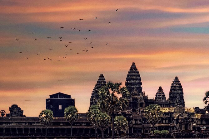 Private Angkor Sunrise & Major Temples Tour by English Speaking SUV Car Driver - Sras Srong to North Gate: Seeing Angkor Thom’s World in Sequence
