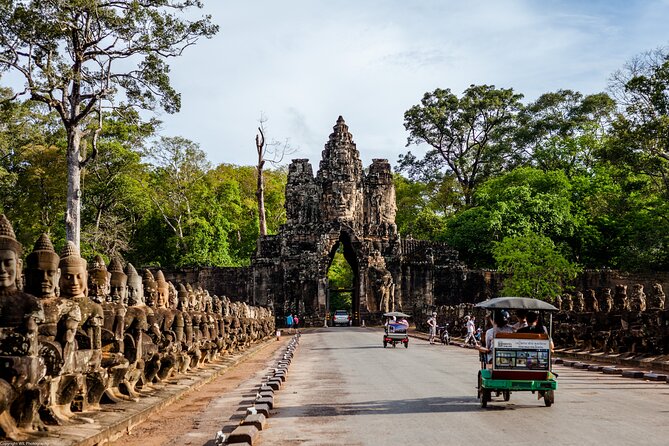 Private Angkor Temples Discovery Hosting by Local Expert - Price and value: what the $99 really covers