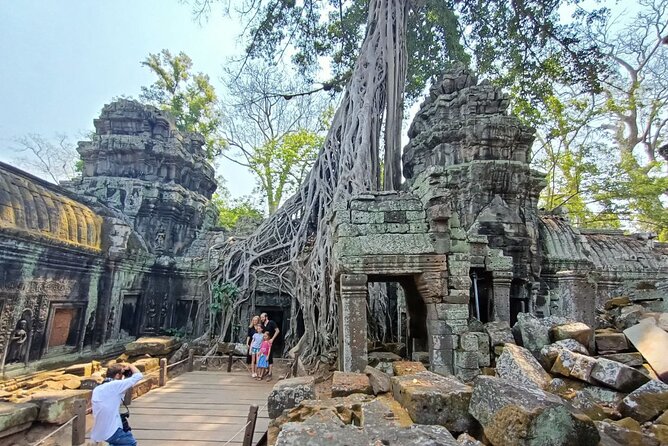 Private Angkor Wat Exploring Tour (Sunset or Sunrise) - Angkor Wat before the heat hits (or right at dusk)
