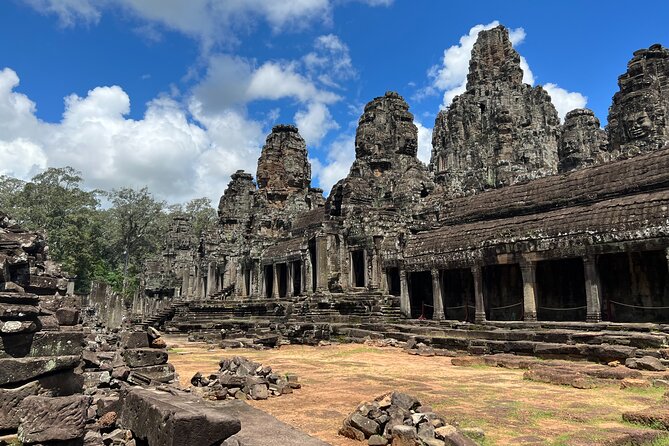 Private Angkor Wat Sunrise Tour with Lunch Included - Srah Srang Reservoir: the quieter breath in the middle