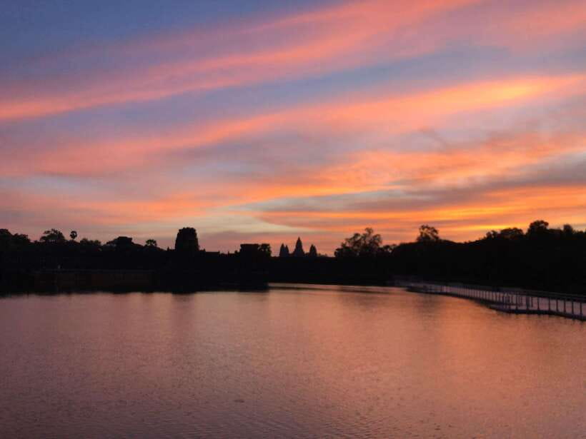 Private Angkor Wat Sunrise Tours And Sunset Floating Village - Angkor Thom and Bayon’s faces: what you should look for