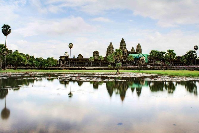 Private Angkor Wat Temple Tour - Hotel pickup, AC car, and a guide who sets the tempo