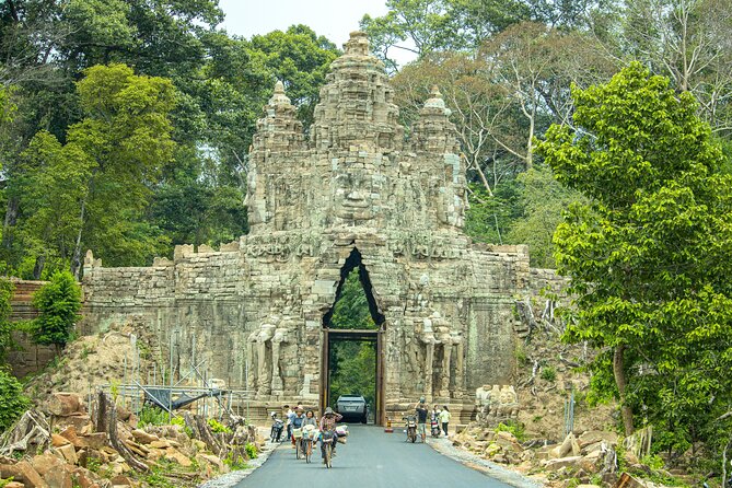 Private Angkor Wat Tour & Angkor Park/Heritage With Local Guide - Stop 2: Angkor Thom — the capital city idea hits harder with context