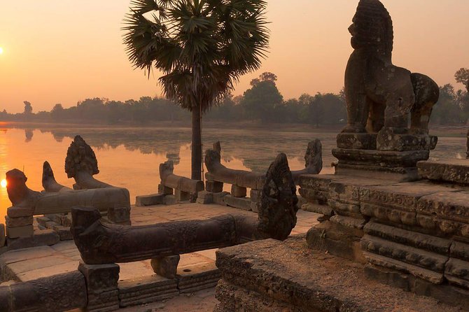 Private Angkor Wat Tour from Siem Reap - Bayon: faces, symmetry, and why the guide matters