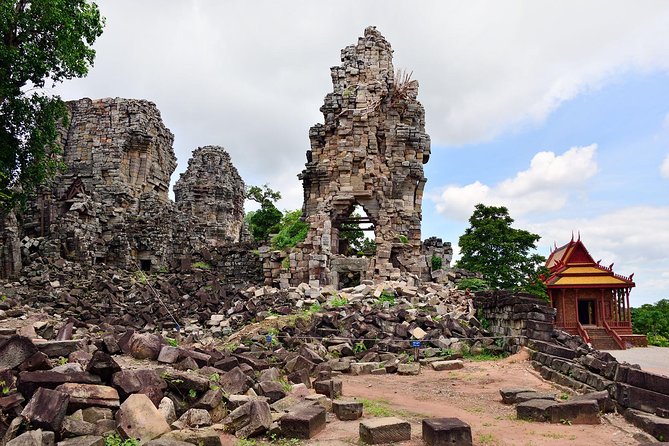 Private Banteay Chhmar, Banteay Toap & Ang Trapaeng Thma Guided Tour - Meals on the road: when included food is actually useful