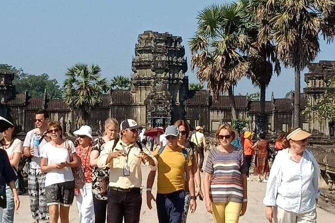 Private Banteay Srei and 4 Temples Guided Tour - Your Guide Matters: Clear Explanations and Real Personality