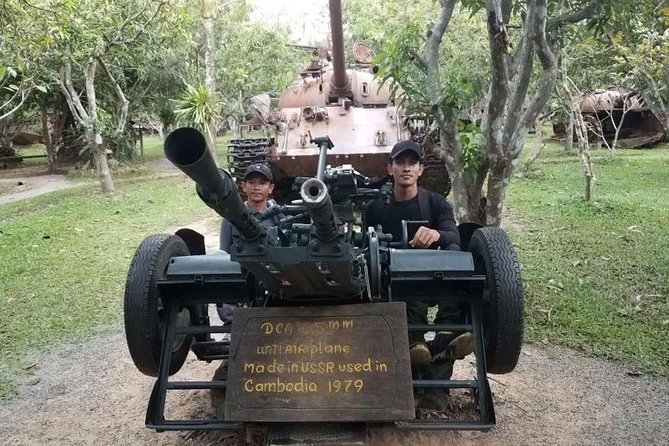 Private City Tour in Siem Reap - Wat Thmey (Killing Fields): Buddhist temple space amid painful memory