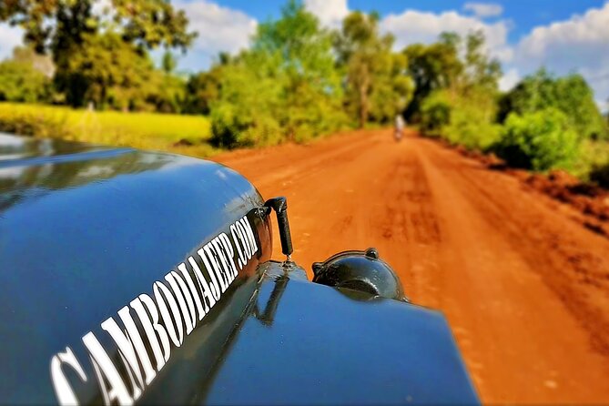 Private Countryside & Floating Village Jeep Tour from Siem Reap - Lunch, Snacks, and Refreshments That Keep the Day Easy