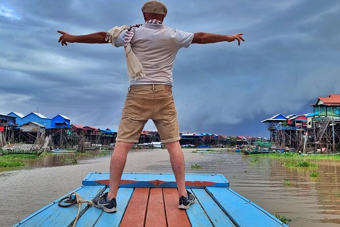 Private Countryside & Floating Village Jeep Tour from Siem Reap - Kampong Khleang Floating Village: Stilted and Floating Homes Up Close
