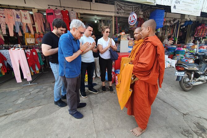 Private Guided Tour of Siem Reap Highlights & Hidden Gems - Wat Preah Prom Rath: Monk Life in Plain View