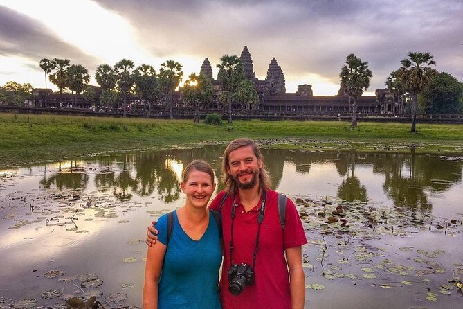 Private Guided Tours-Sunrise Angkor Wat, Ta Prohm, Bayon and more - Private guide + AC transport: the real comfort value