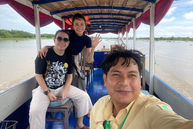 Private Kompong Phluk Floating Village Guided Tour - Chong Kneas Boat Station: Where the Day Turns Into a Cruise