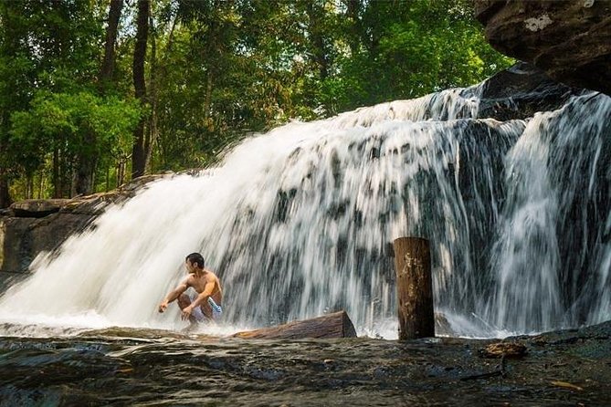 Private Kulen Mountain and Beng Mealea Temple Tour - The sacred River of a Thousand Lingas and cooling pauses