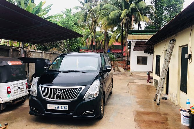 Private Sunrise & Angkor Complex by English Speaking Van Driver - Angkor Wat at Sunrise: Your Head-Start and Photo-Friendly Stops