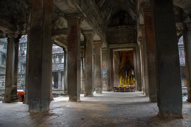 Private Sunrise Angkor Wat Tour with pickup from your hotel - Bayon Temple: The Faces and the Story They Tell